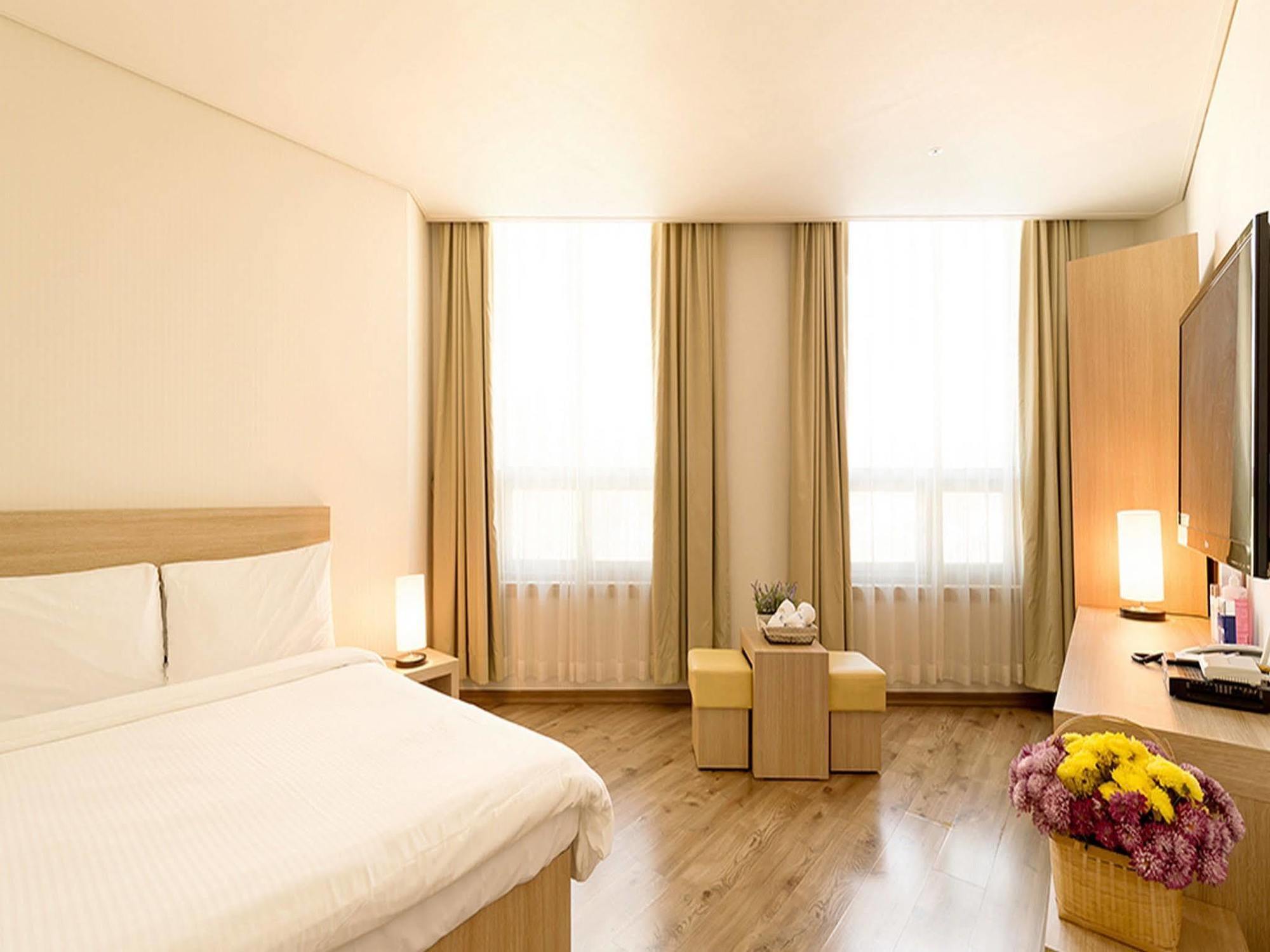 Elena Business Hotel Josu Exteriér fotografie